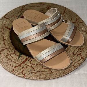 Anthro x dolce vita 7.5M Pais Snakeskin Ivory Silver Pink Strappy Wedge Sandals